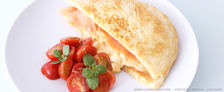 Salty Pancakes – Blinis with Smoked Salmon and Egg Salad