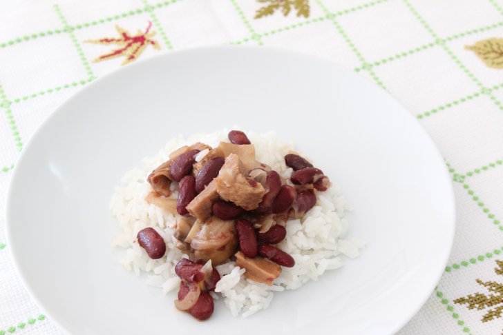 Feijoada Vegetariana com Cogumelos e Bife de Soja